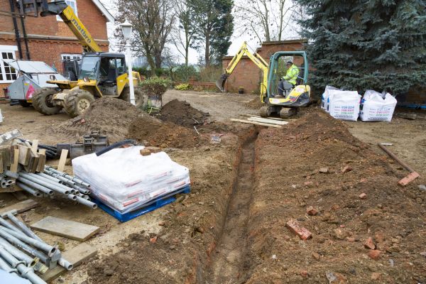 Drainage Ditch Digging in Panama City