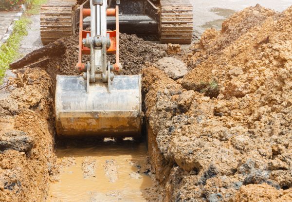 Water Line Digging in Panama City